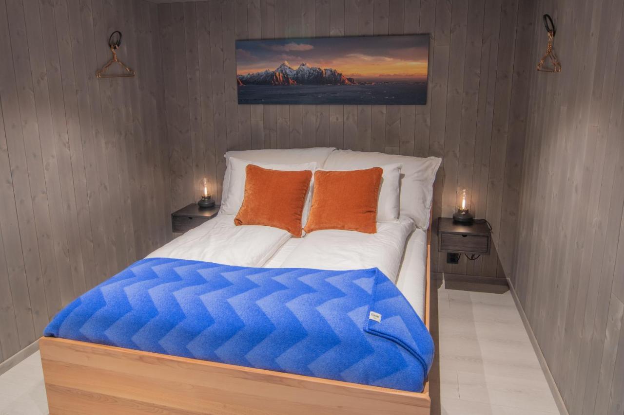 Vaeret - Your Lofoten Basecamp Henningsvær Buitenkant foto